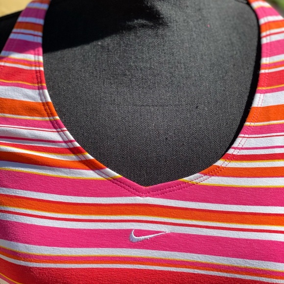 Nike Dri-Fit Non-Padded Sports Bra Size L (12-14) - Picture 2 of 5